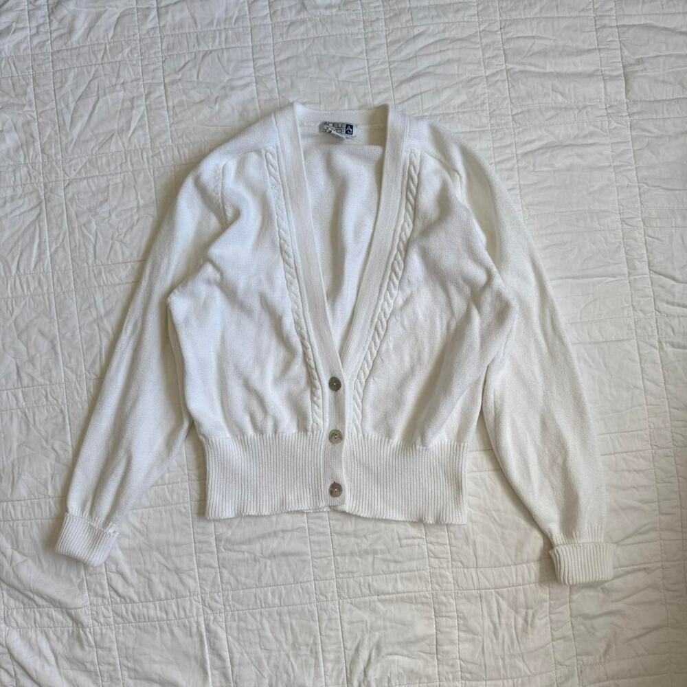 Vintage 90s white cable knit cardigan sz S cottagecore  romantic countryside